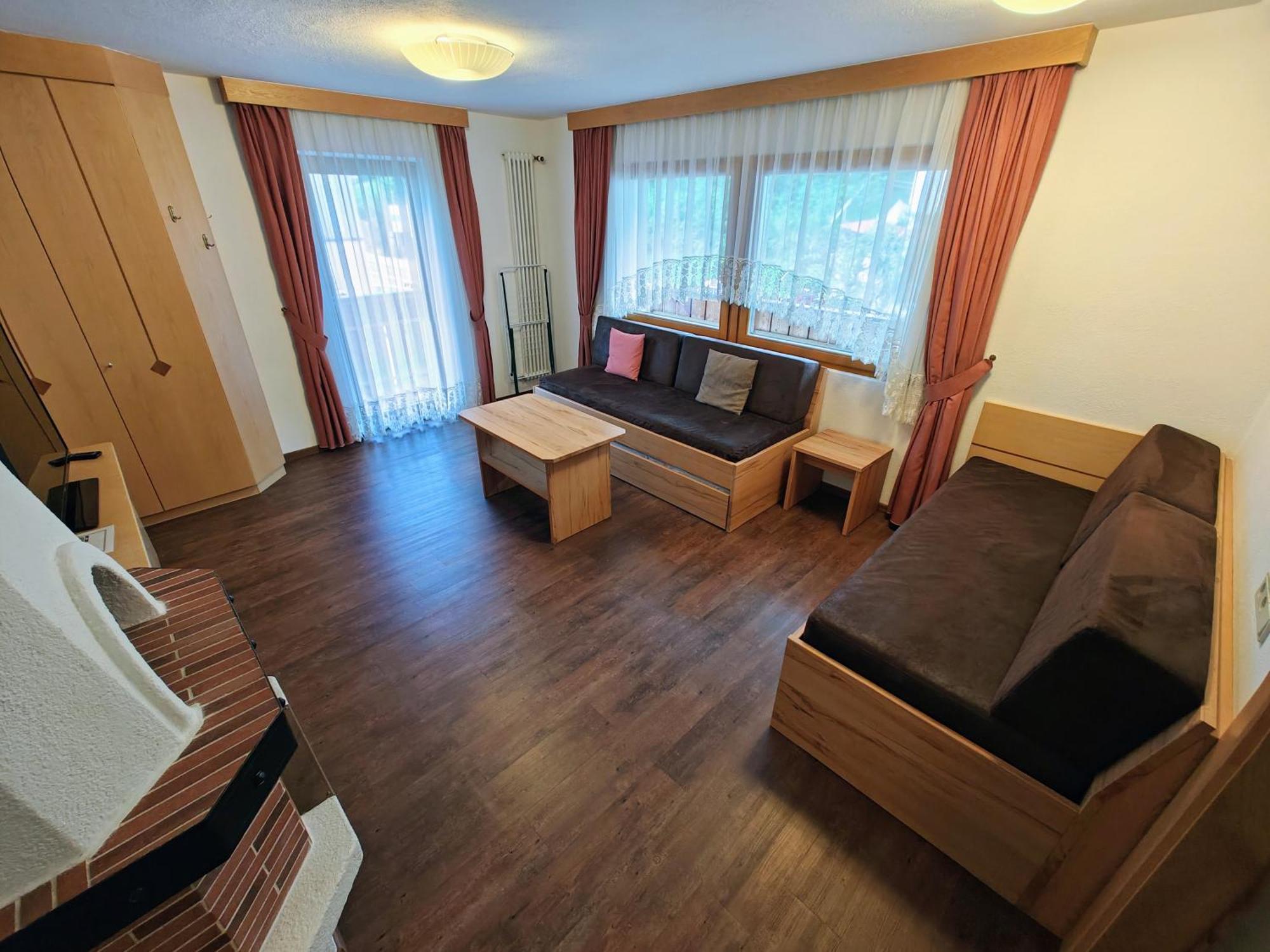 Apartments Brunella ลาวิลลา ภายนอก รูปภาพ