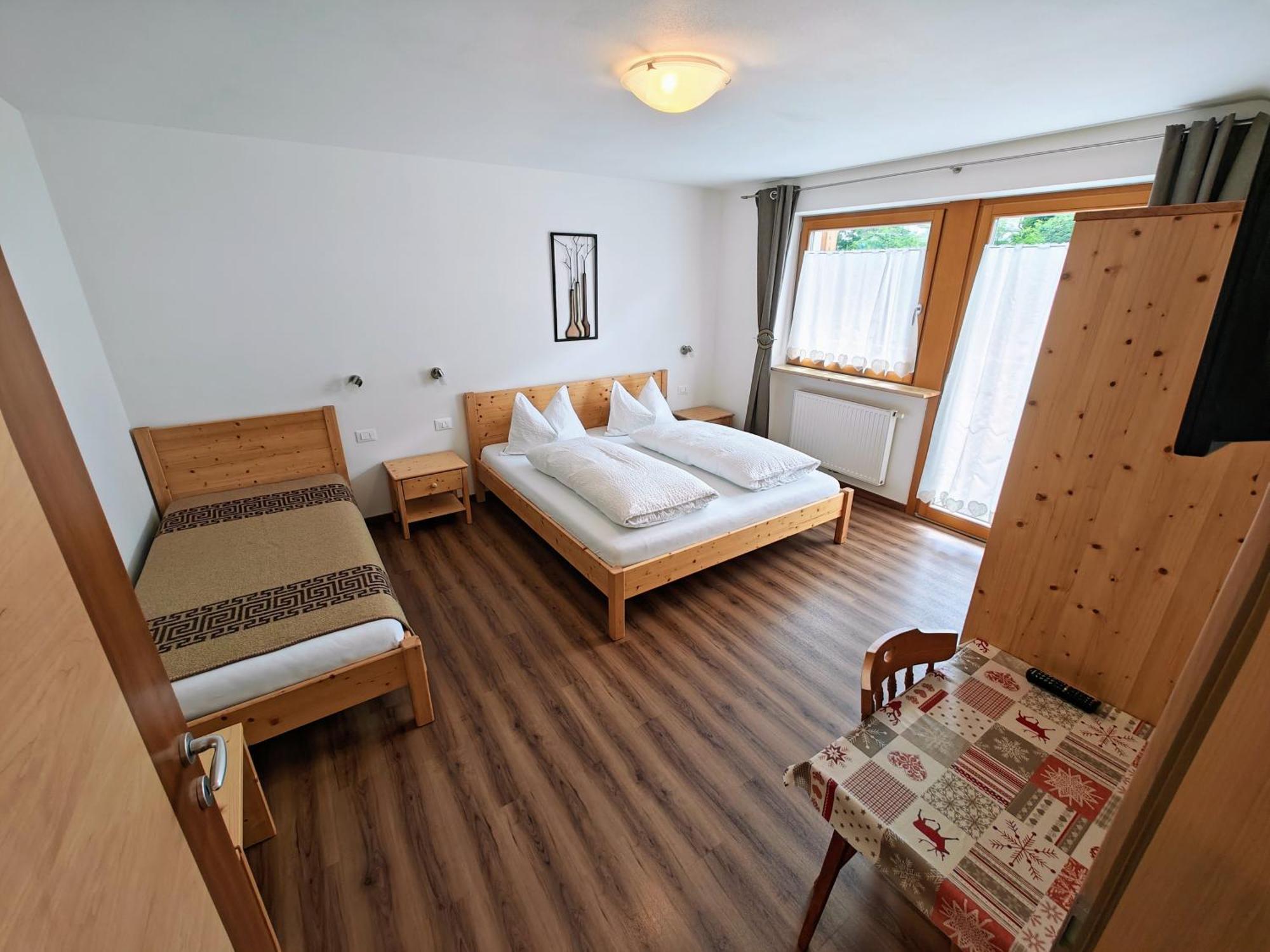 Apartments Brunella ลาวิลลา ภายนอก รูปภาพ