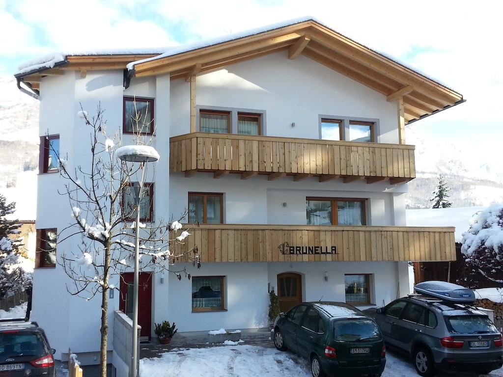 Apartments Brunella ลาวิลลา ภายนอก รูปภาพ
